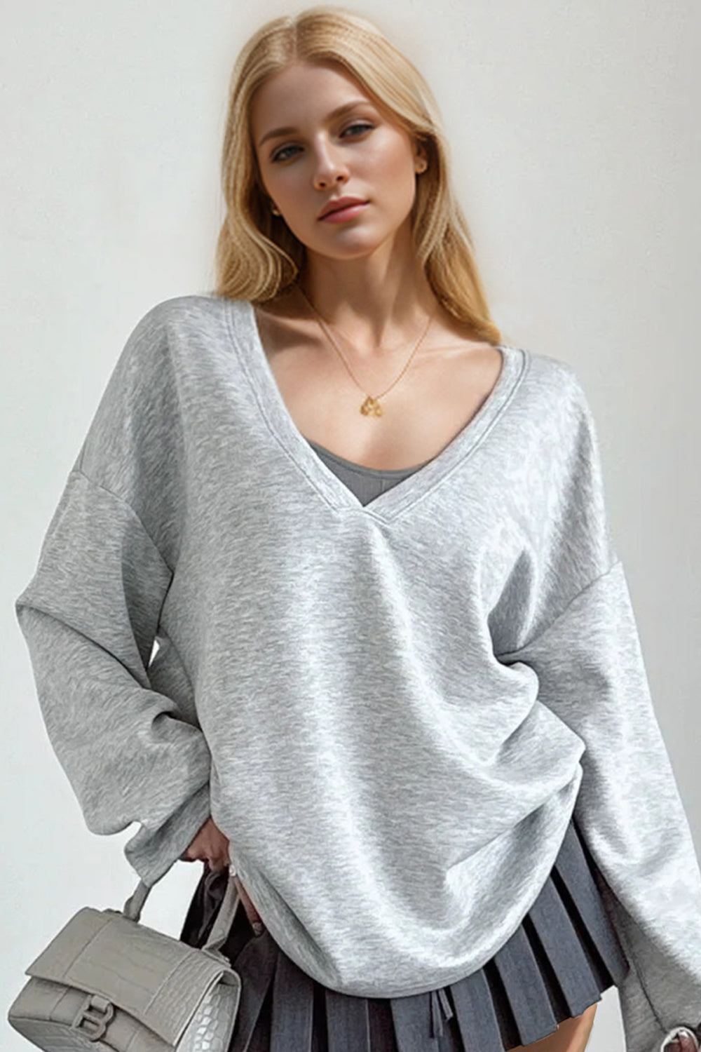 V-Neck Sweatshirt & Bra